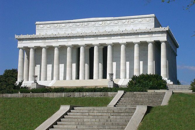Private Transfer: National Airport DCA to Washington in Van/SUV - Cost and Value: Is It Worth It?