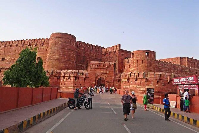 Private Trip to Taj Mahal With Front & Reverse View - Things to Consider