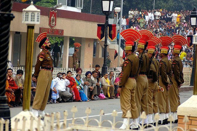 Private Wagah Border Drama and the Golden Temple with Transfer - A Deep Dive into the Itinerary