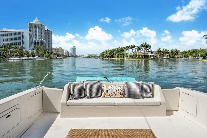 Private Yacht Tour Miami - A Closer Look at the Yacht Tour Experience