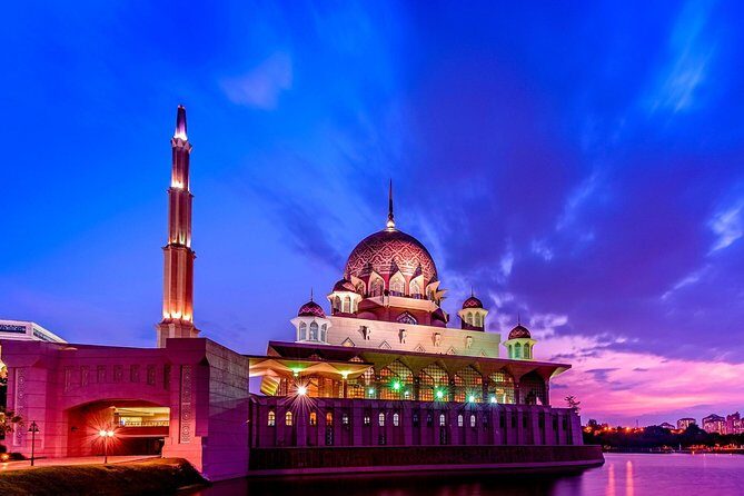 Putrajaya City Tour from Kuala Lumpur - Itinerary Breakdown: In-Depth Look at Each Stop