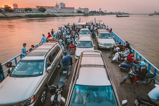 Riverside Walking Tour with Snack, Drinks & Local Ferry Ride - Practical Details and What to Expect