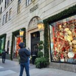 Romantic Christmas Mystery of a Lost Lover in NYC - Who Is This Tour Best For?