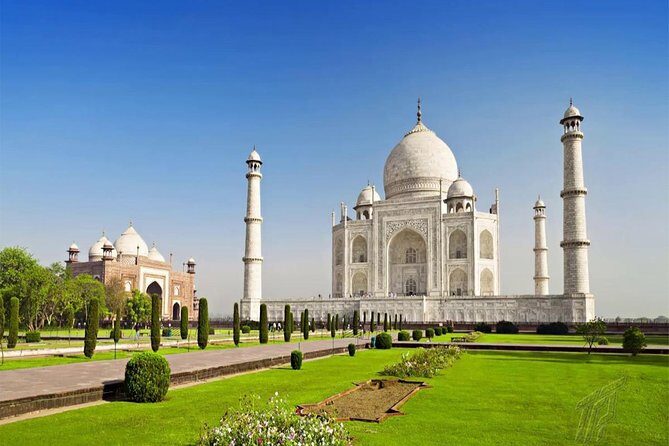 Same Day Agra Taj Mahal Tour by Car from New Delhi - The Experience in Detail