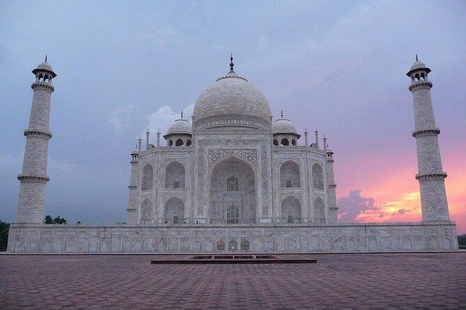 Same Day Agra Tour With Taj Mahal from Bangalore By Return Flights - Who Is This Tour Perfect For?