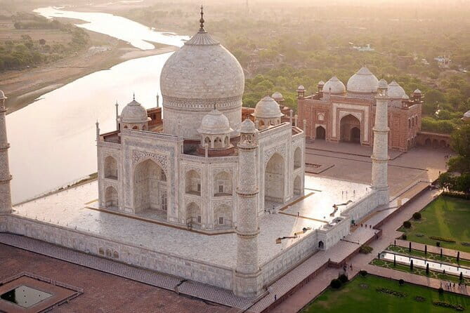 Same Day Agra Trip by Car from Delhi - All Inclusive - The Real Traveler Insights