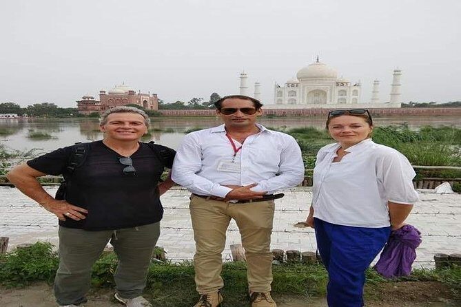 Same Day Taj Mahal Private Tour from Delhi by Car - Exploring the Taj Mahal