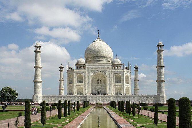 Same-Day Taj Mahal Tour: Full Story of the Mughals ( Dehli - Agra - Dehli ) - FAQs