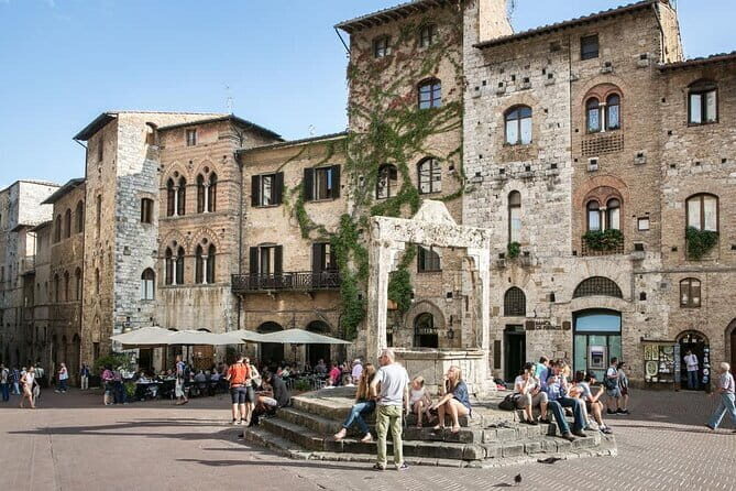 San Gimignano and Chianti Classico Wine and Food PRIVATE TOUR from Florence - Stop 1: Savoring Chianti’s Flavors and Scenery