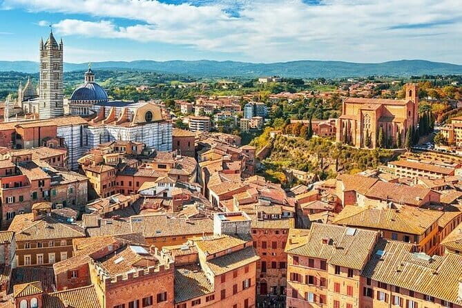 San Gimignano, Siena and Chianti Small Group Wine Tour - Exploring Siena: Medieval Charm and Landmarks