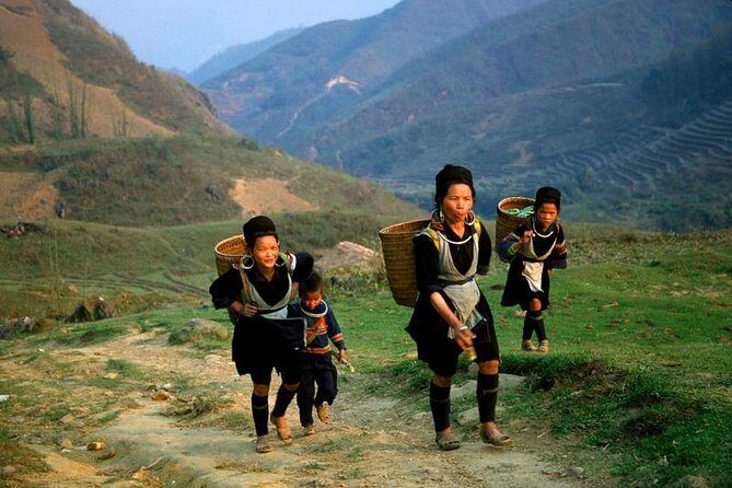 Sapa Private Car Tour - 1 Day Enjoy the Rice Terraced Fields - The Itinerary in Detail