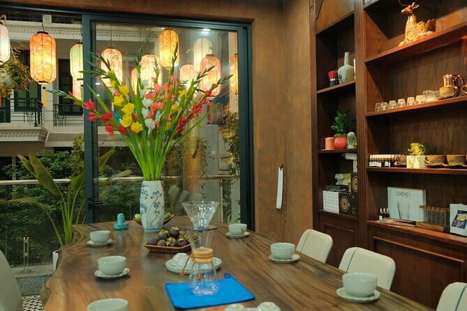 Savor the traditional & authentic Vietnamese Lunch or Dinner at local villa - What Are the Five Iconic Dishes?
