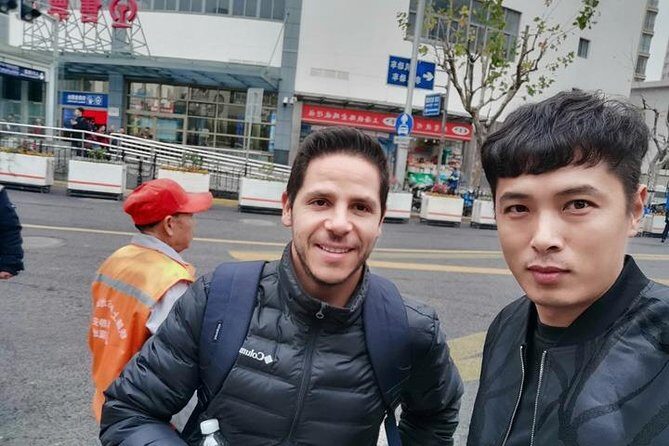 Shanghai Pudong Airport to Shanghai Hotels: Private with Meet & Greet Service - FAQ