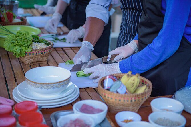 Siem Reap Guided Day Trip to Local Village and Cooking Class - Price and Value
