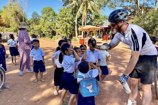 Siem Reap Half Day Countryside Bike Tour with Local Guide - Who’s This Tour Best For?