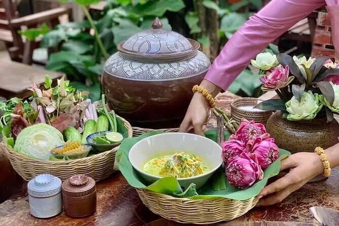 Siem Reap: Local Street Food Experience by Tuk-Tuk - Authenticity & Comfort: The Real Deal