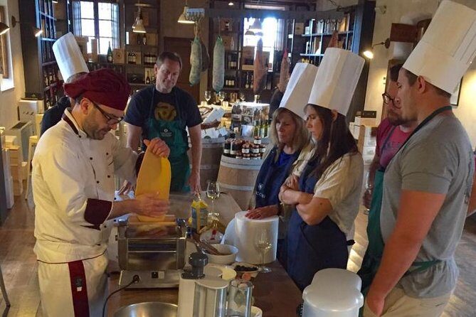Siena countryside: cooking class in an exclusive estate - Practical Details and Tips