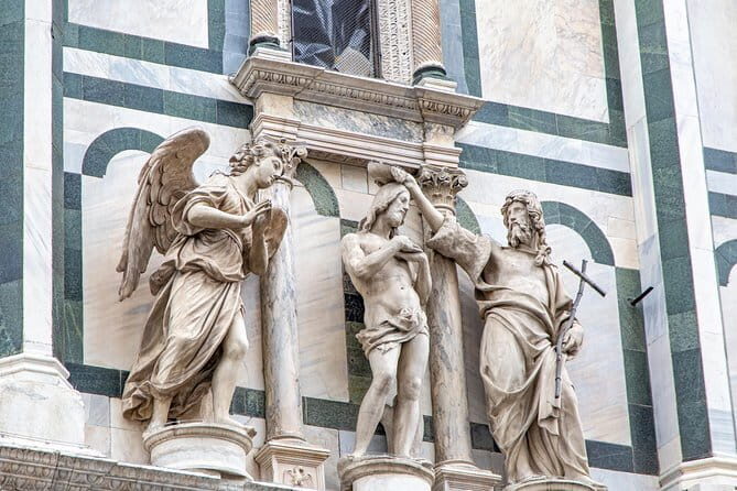 Sightseeing Guided Tour of Florence by Night including Duomo & Palazzo Vecchio - The Experience and Atmosphere