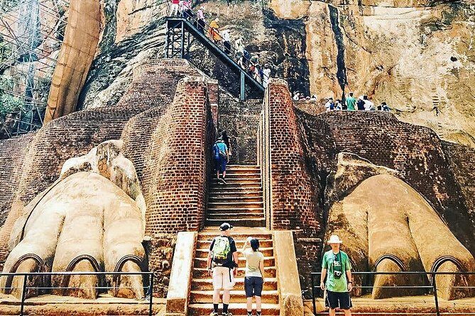 Sigiriya, Polonnaruwa & Dambulla "Trilogy" Day Tour from Colombo - The Experience of the Guides and Staff