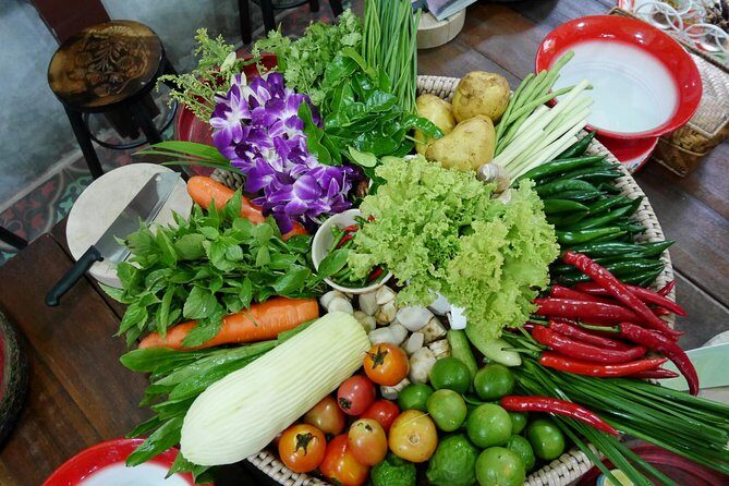 Silom Thai Cooking School with Fresh Market Tour - The Value of This Cooking Tour