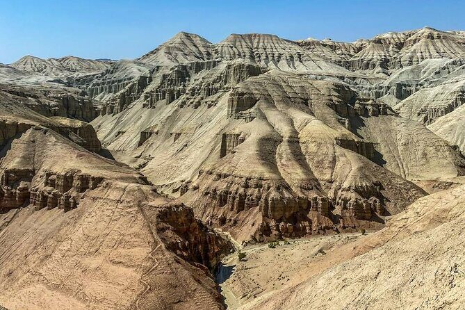 Singing dunes & Aktau mountains group tour to Altyn Emel - Practical Considerations