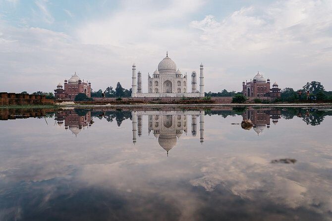 Skip the line Taj Mahal Tour By AC Car From Agra - In-Depth Breakdown of the Itinerary