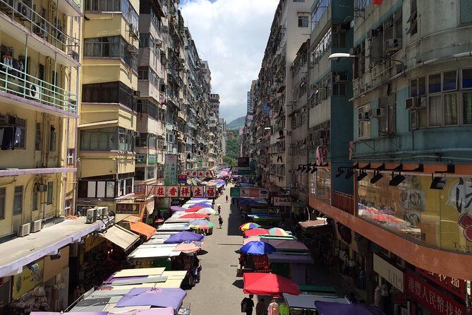 Small-Group Tour: Temples & Markets Discovering [PROMOTION] - Why This Tour Stands Out