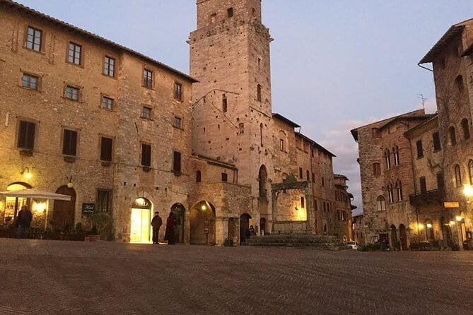 Small Intimate Group: San Gimignano - Two Wine Tours with lunch - Analyzing the Value