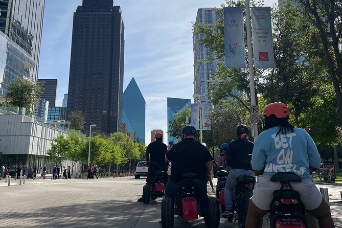 Smart Tour: Dallas Mural E-Bike Tour - Who Will Love This Tour?