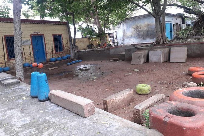 Southern City Walk : A walking tour in Varanasi. - What Makes This Tour Stand Out?