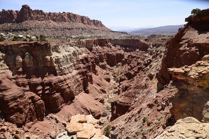 Spectacular 8-Hour Guided Llama Hike with Lunch and Dinner - Practical Details and Considerations