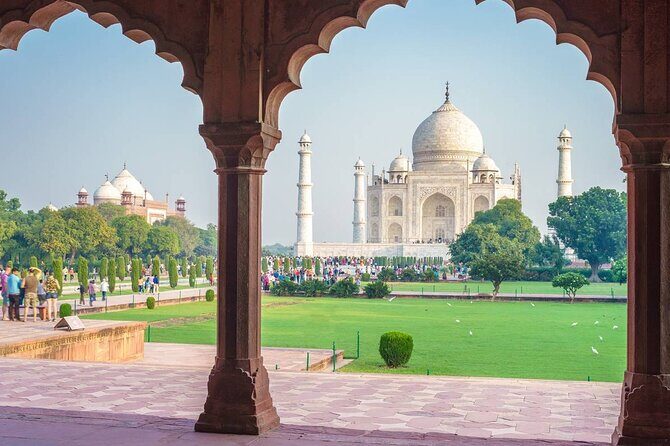 Sunrise Taj Mahal Tour with Agra Fort and Fatehpur Sikri - Why This Tour Offers Good Value