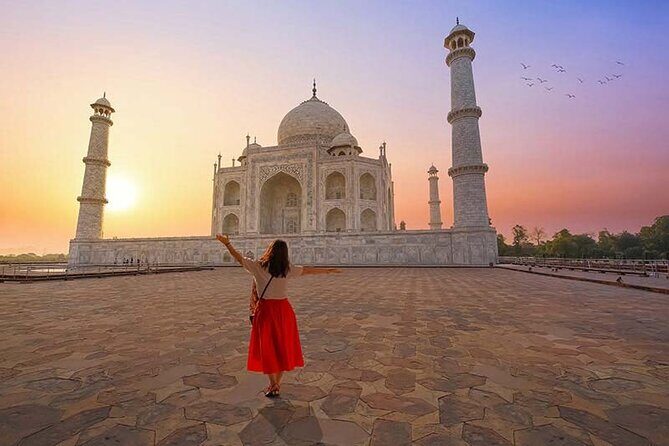 Sunrise Tour of Taj Mahal with Guide and Entrance Fees - Arrival and a Quick Refresh