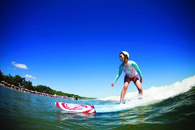 Surfing Group Lesson Level 1 Beach Surfer - Introduction