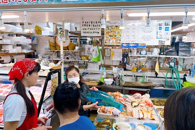 Sushi Making Experience Class in Naha Makishi Public Market - Who Will Love This Tour?