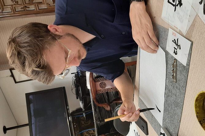 Taipei Calligraphy Workshop (DIY incl.) - A Step-by-Step Look at the Experience