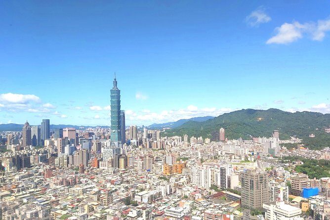 Taipei Private Transfer: Keelung Cruise Port to Hotel - The Vehicle and Comfort Level