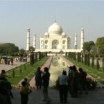 Taj Mahal and Agra Day-Trip from Kolkata with Both side Commercial Flights - Who Is This Tour Best For?