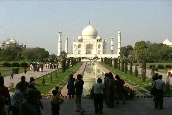 Taj Mahal and Agra Day-Trip from Kolkata with Both side Commercial Flights - Who Is This Tour Best For?