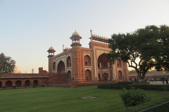 Taj Mahal and Agra Fort Day Trip from Delhi - FAQ