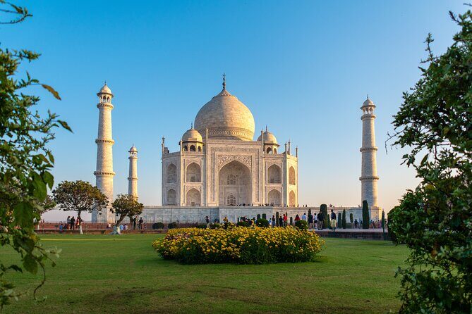 Taj Mahal And Agra Fort Private Day Tour with 5 Star Lunch - The Experience: From Early Morning to Evening
