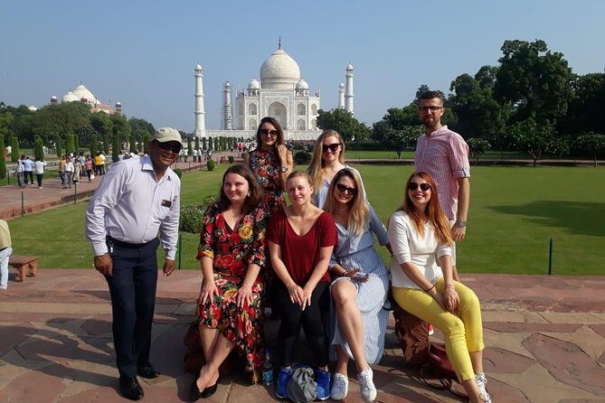 Taj Mahal and Agra Fort tour By Superfast Train from Delhi - Return Journey