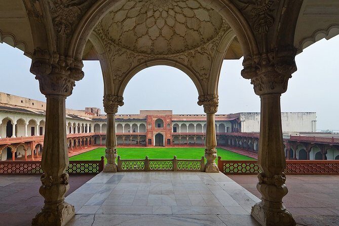 Taj Mahal And Agra Overnight Tour From Delhi By AC Car - What Makes This Tour Stand Out?