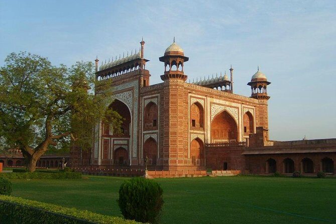 Taj Mahal and Agra Tour By India's Fastest Train - Practical Insights for Travelers