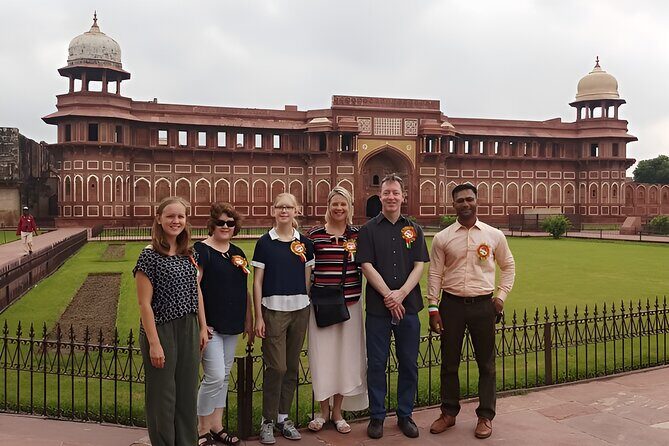 Taj Mahal Day Trip from Delhi by Fastest Train - All Inclusive - Who Is This Tour Best For?