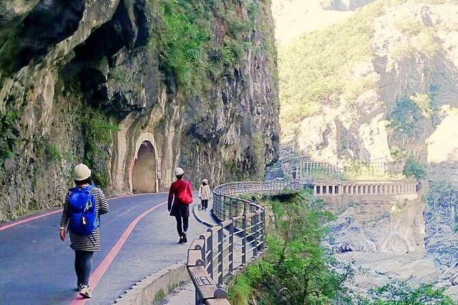 Taroko From Taipei In A Day by Train - Managing the Day: Food, Transportation & Pacing
