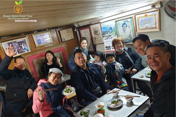 Tasting 8 Different Street Foods + Local Drink at Evening Time by Walking - Who Should Book This Tour?