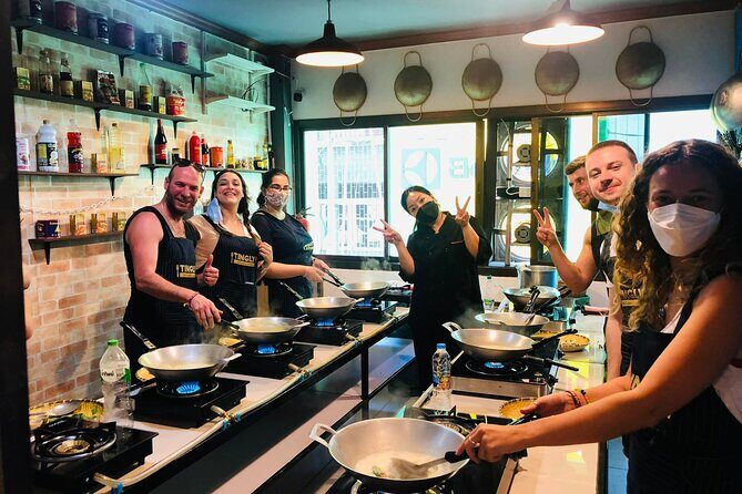 Thai cooking class experience in Bangkok with Tingly Thai cooking school - Authenticity and Personal Touch