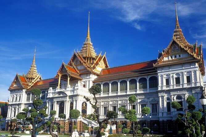 Thai Tour Guide : PRIVATE Highlight of Bangkok + Canal Tour + Simple Thai Lunch - The Sum Up