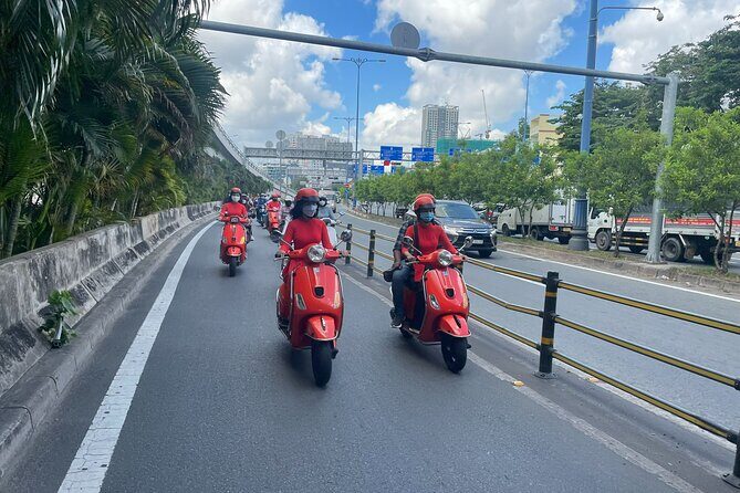 The insider's Hanoi + Train Street 4,5 Hours Female Ao Dai Riders - The value of the experience: is it worth it?
